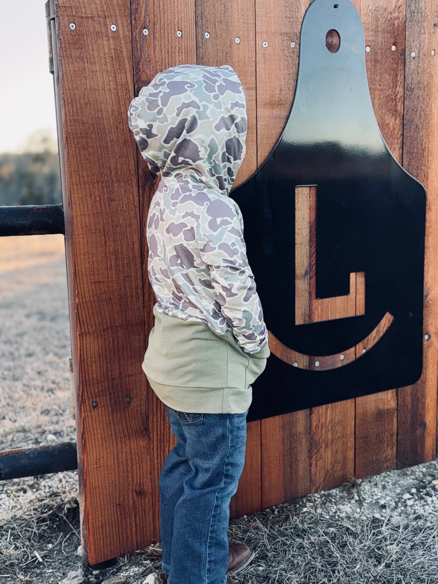 Hide Away Quarter Zip